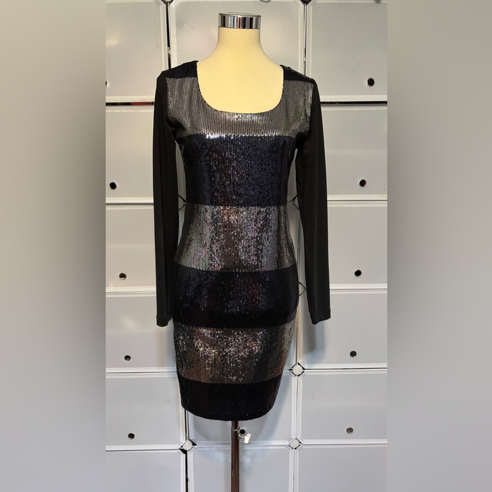 Elegant Navy blue and Silver Sequin Long Sleeve Dress